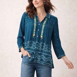 Johnny Was Embroidered Eyelet Pintuck Collared Button Down Long Sleeve Blouse M